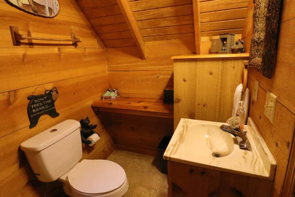 Cozy Cabin W/ Fireplace 3 Minutes To Helen! #2. Экстерьер фото