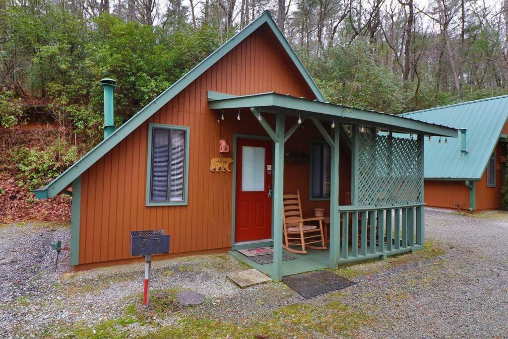 Cozy Cabin W/ Fireplace 3 Minutes To Helen! #2. Экстерьер фото
